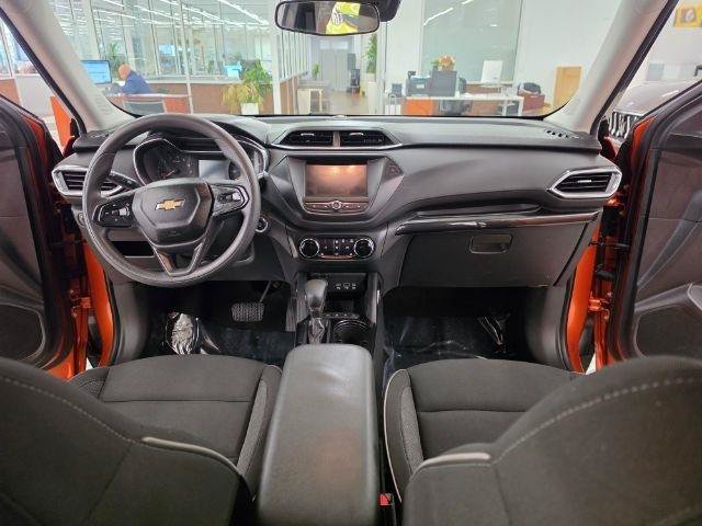 Used 2022 Chevrolet TrailBlazer LT AWD/4WD image 9