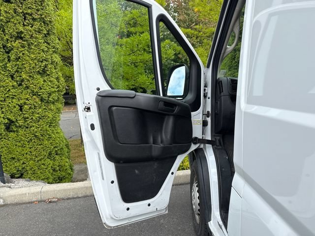 Used 2025 RAM ProMaster 2500 w/ Convenience Group FWD image 16