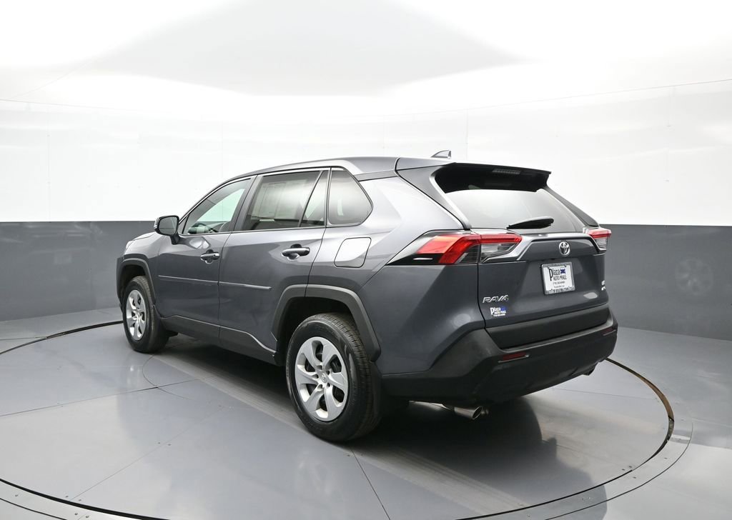 Certified 2022 Toyota RAV4 LE image 8