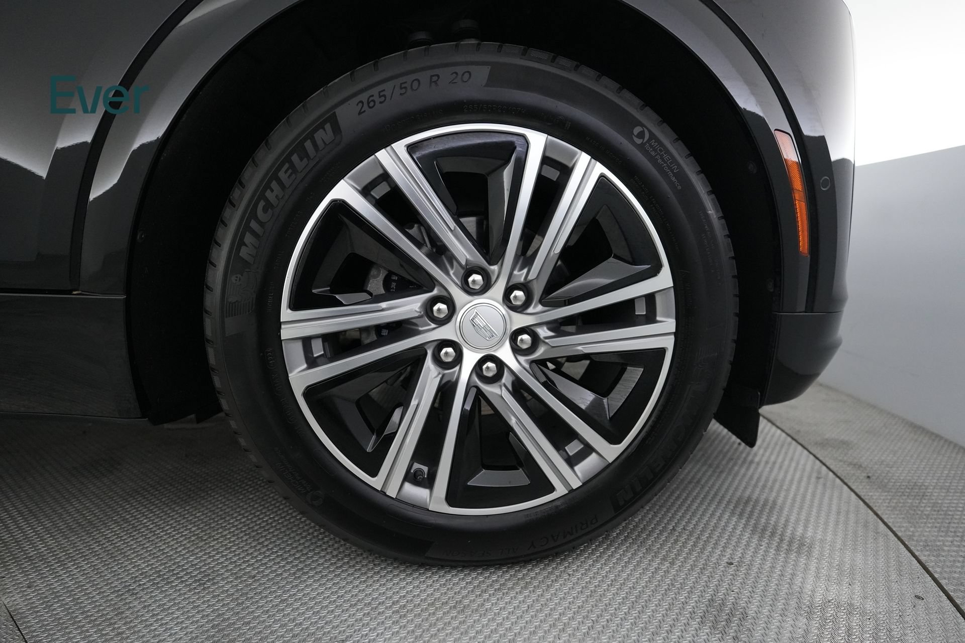 Used 2024 Cadillac Lyriq Luxury AWD/4WD image 20