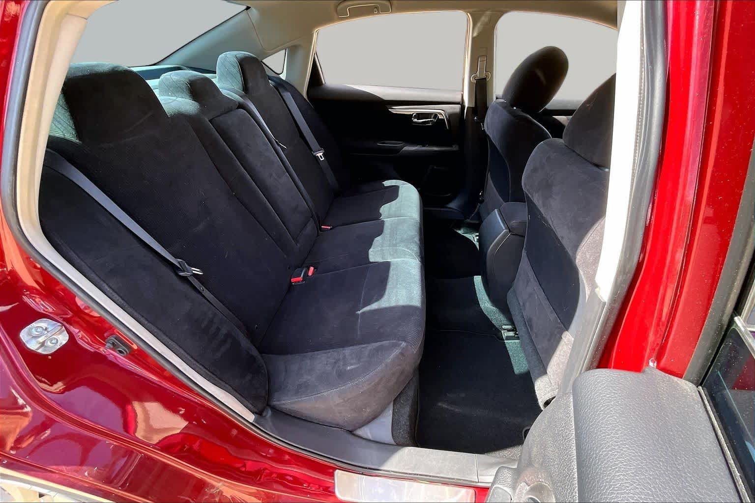 Used 2013 Nissan Altima 2.5 S FWD image 18