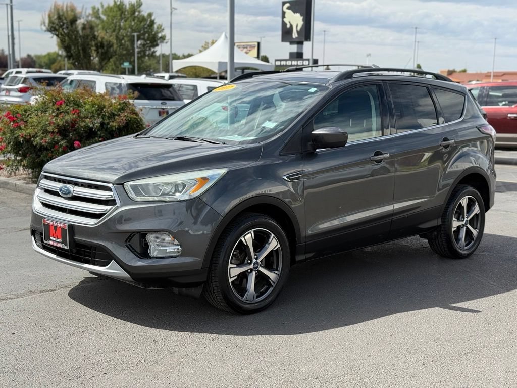 Used 2017 Ford Escape SE w/ Equipment Group 201A AWD/4WD image 4