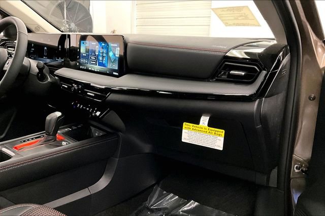 New 2026 Nissan Kicks SR w/ SR Premium Package image 34