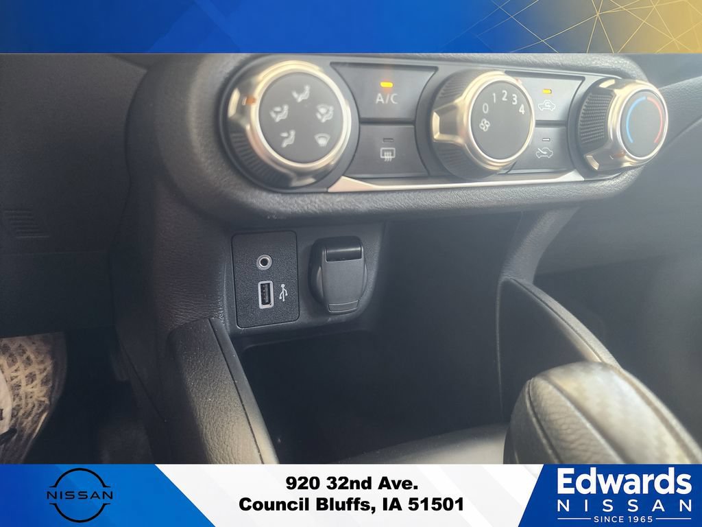 New 2025 Nissan Versa S w/ Trunk Package FWD image 28