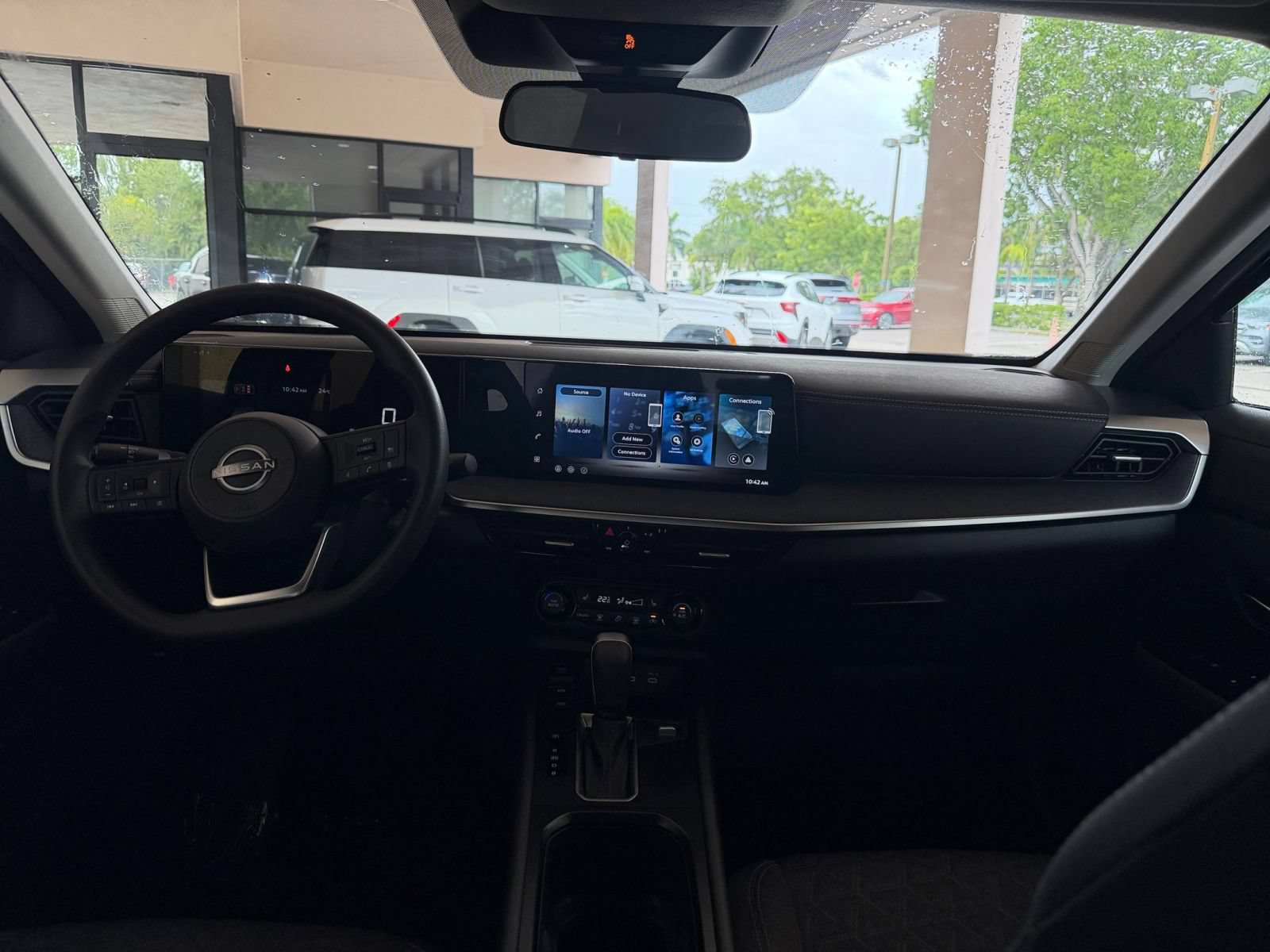 Used 2026 Nissan Kicks SV w/ Cold Weather Package AWD/4WD image 28