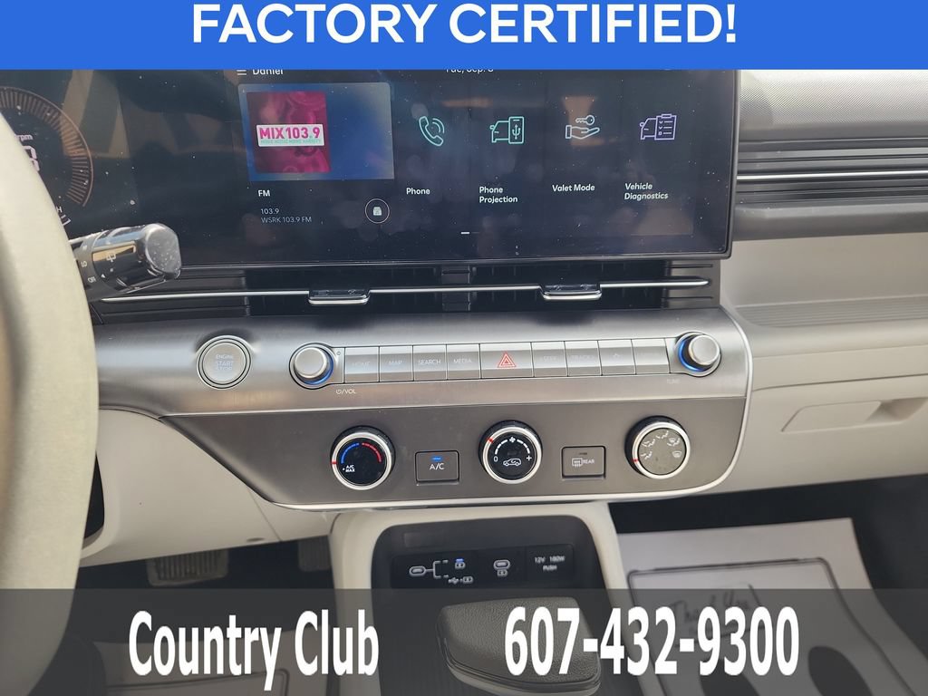 Certified 2025 Hyundai Kona SE AWD/4WD image 12