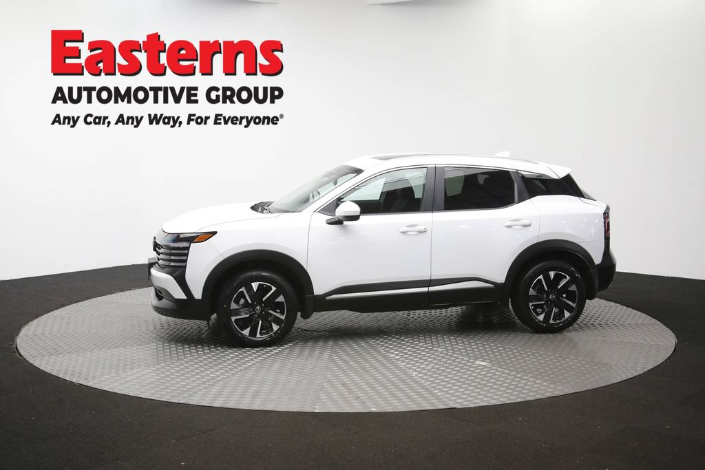 Used 2025 Nissan Kicks SV w/ SV Premium Package AWD/4WD image 61
