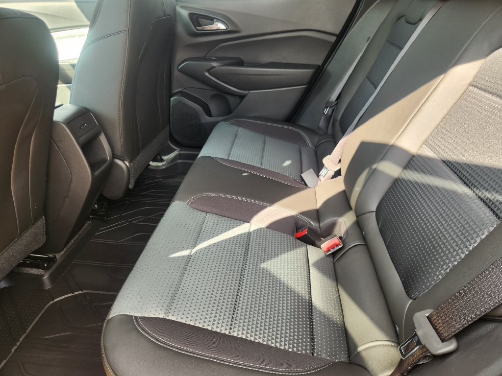 New 2026 Chevrolet Trax LT w/ Driver Confidence Package FWD image 22