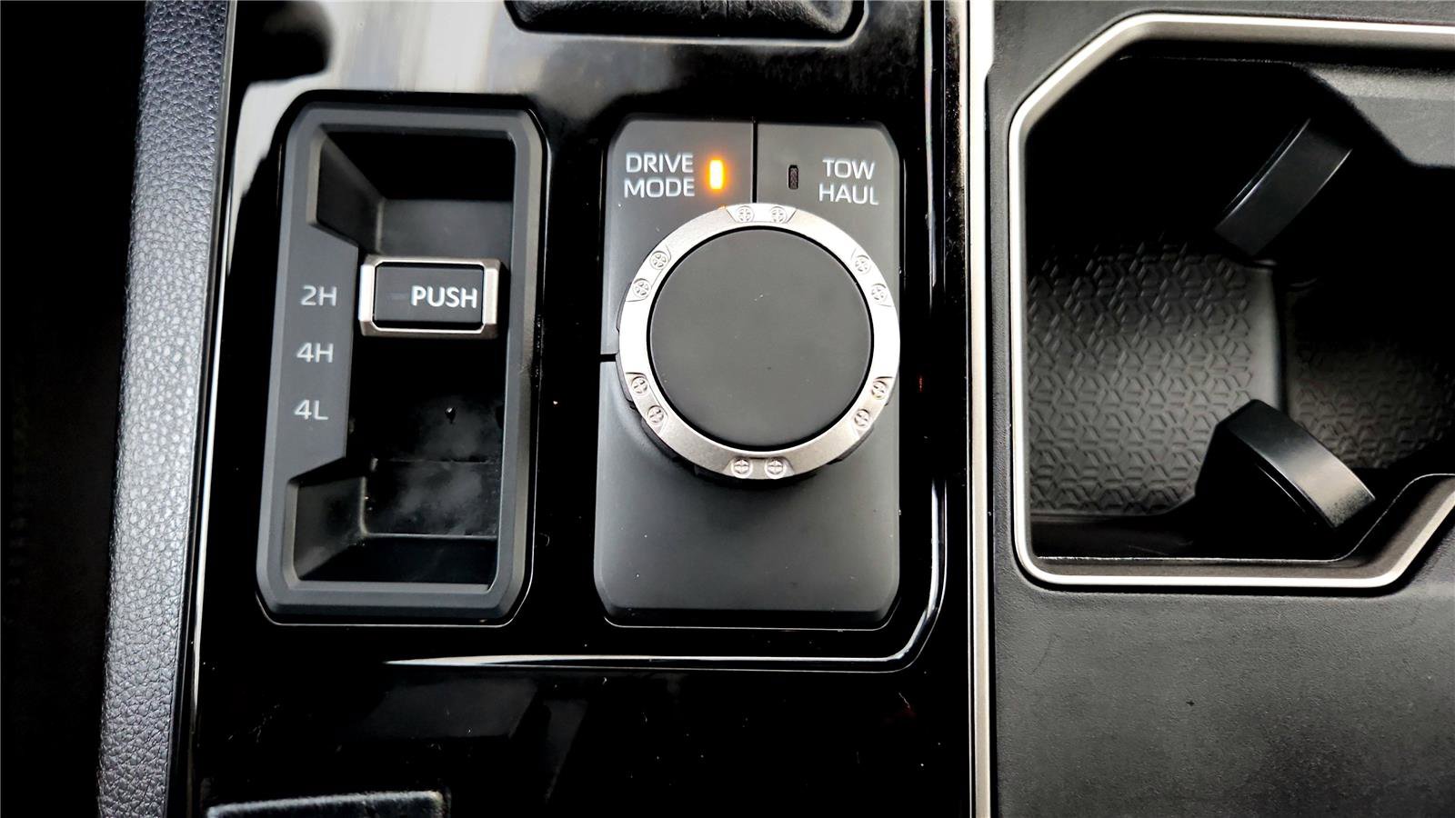 Used 2025 Toyota Tundra SR5 image 32