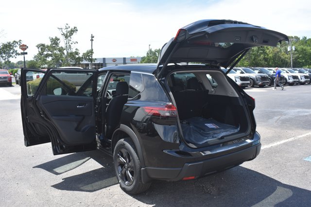 New 2026 Nissan Rogue SV AWD/4WD image 16