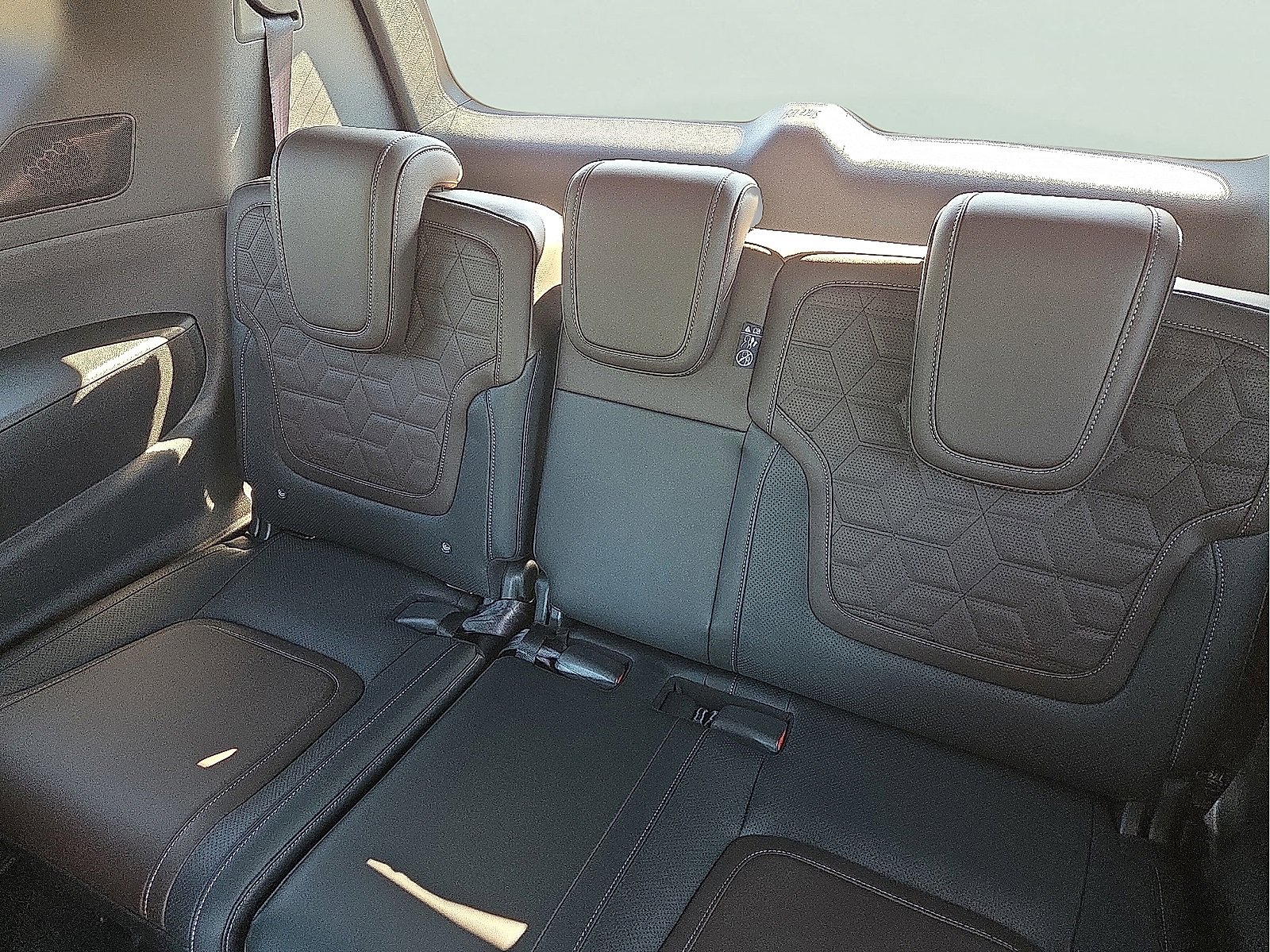 New 2026 Nissan Armada Platinum Reserve image 11