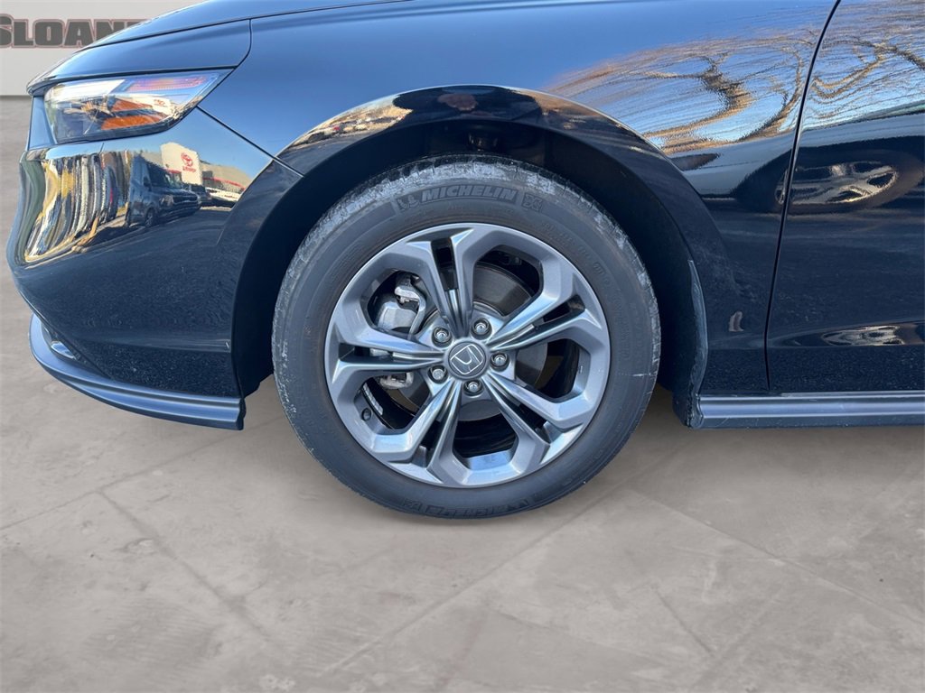 Used 2023 Honda Accord EX image 14