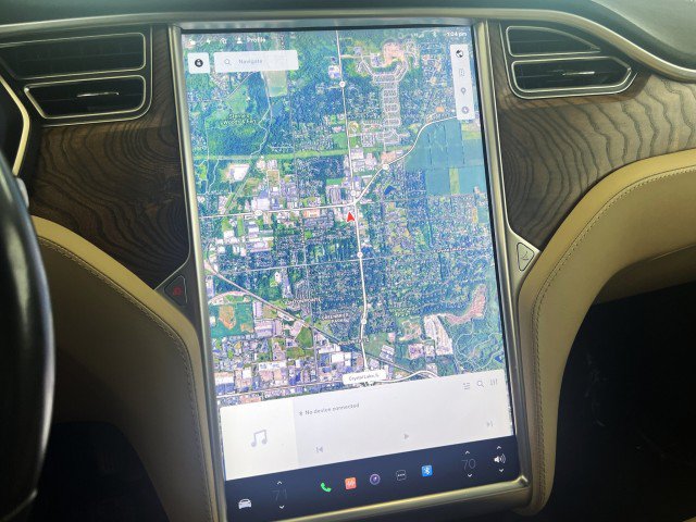 Used 2017 Tesla Model S 75D AWD/4WD image 18