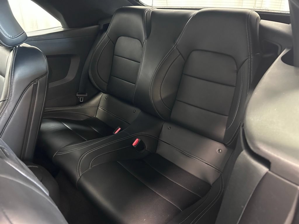 Used 2025 Ford Mustang Premium RWD image 18