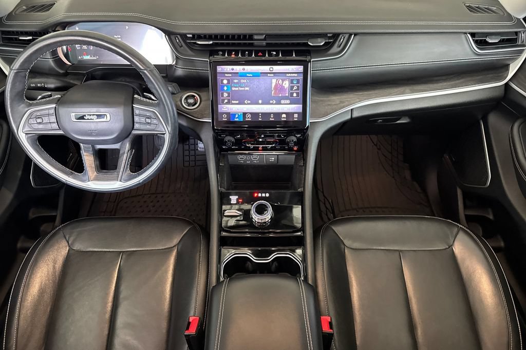 Used 2021 Jeep Grand Cherokee L Limited AWD/4WD image 13