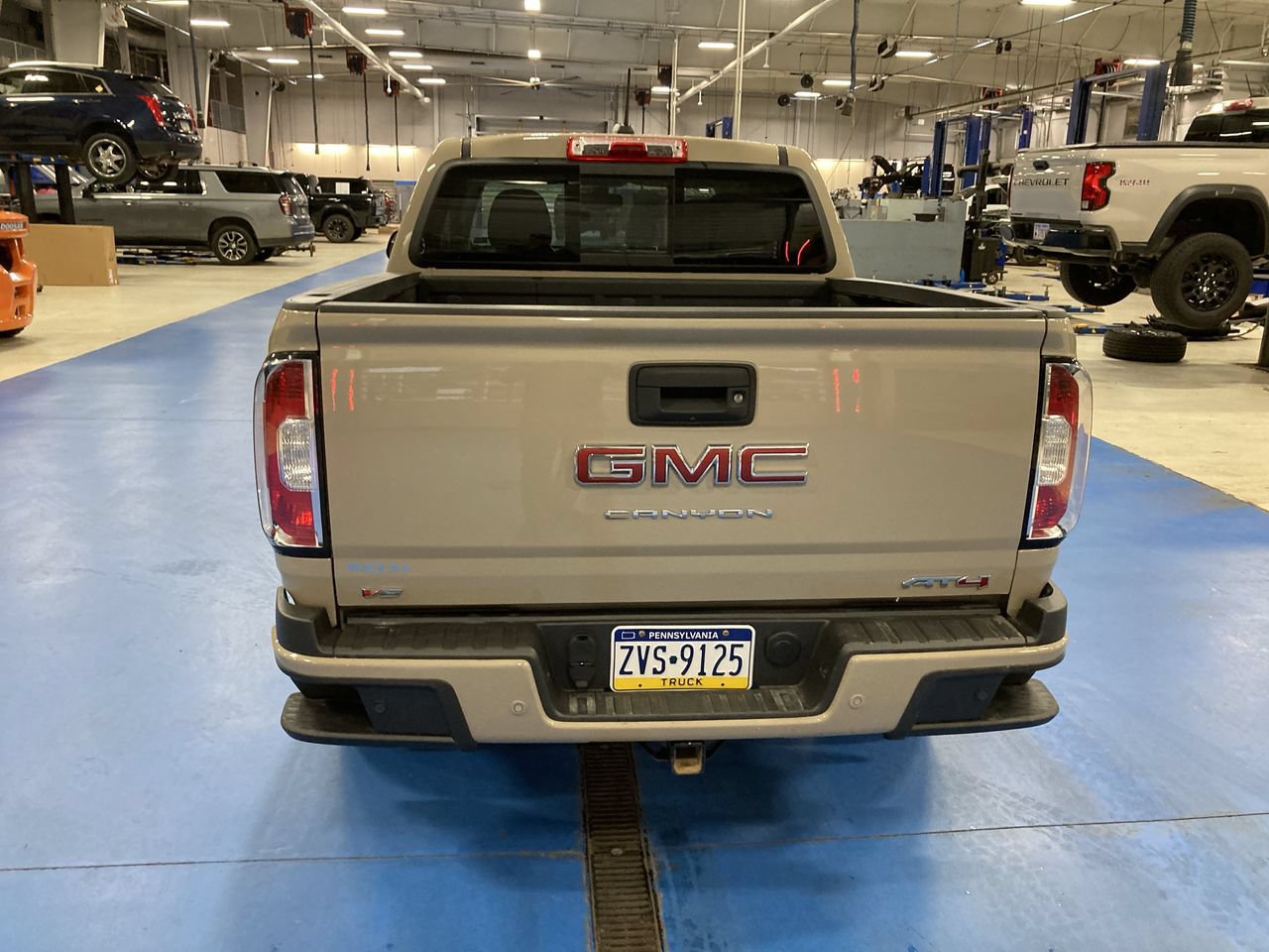 Used 2022 GMC Canyon AT4 AWD/4WD image 6