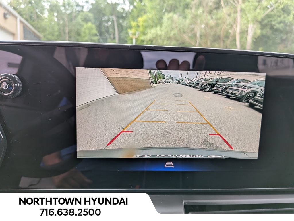 Used 2024 Chevrolet TrailBlazer LS FWD image 21