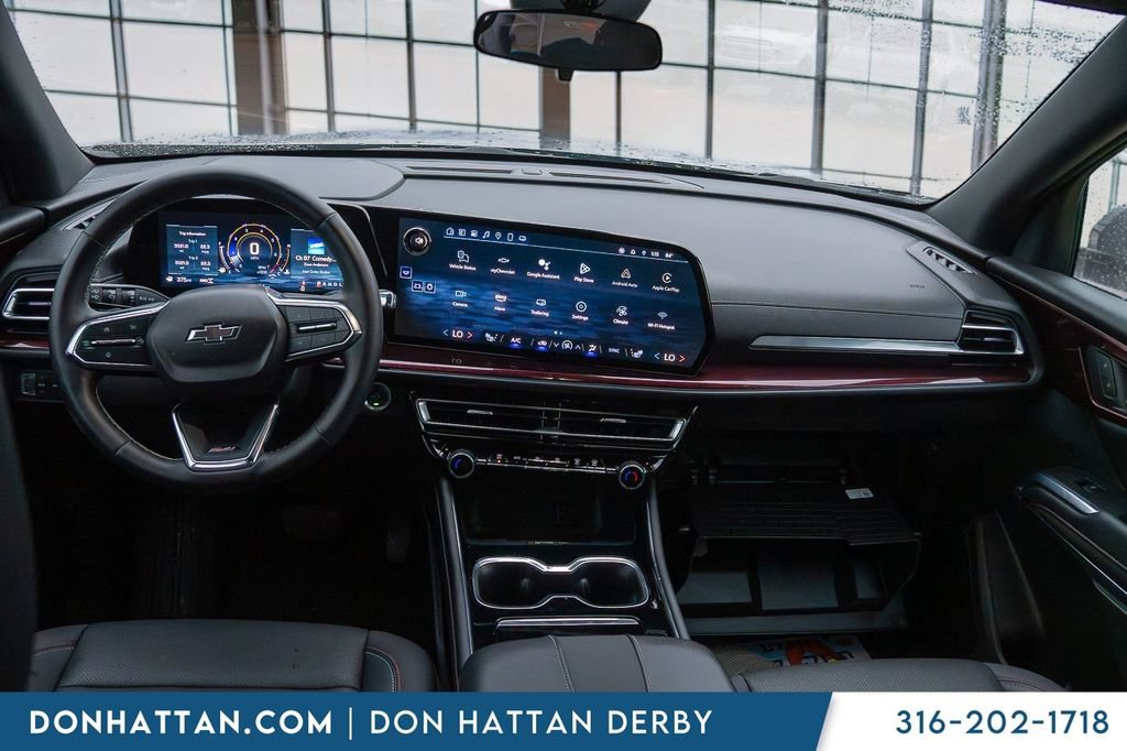 Used 2025 Chevrolet Traverse Z71 AWD/4WD image 4