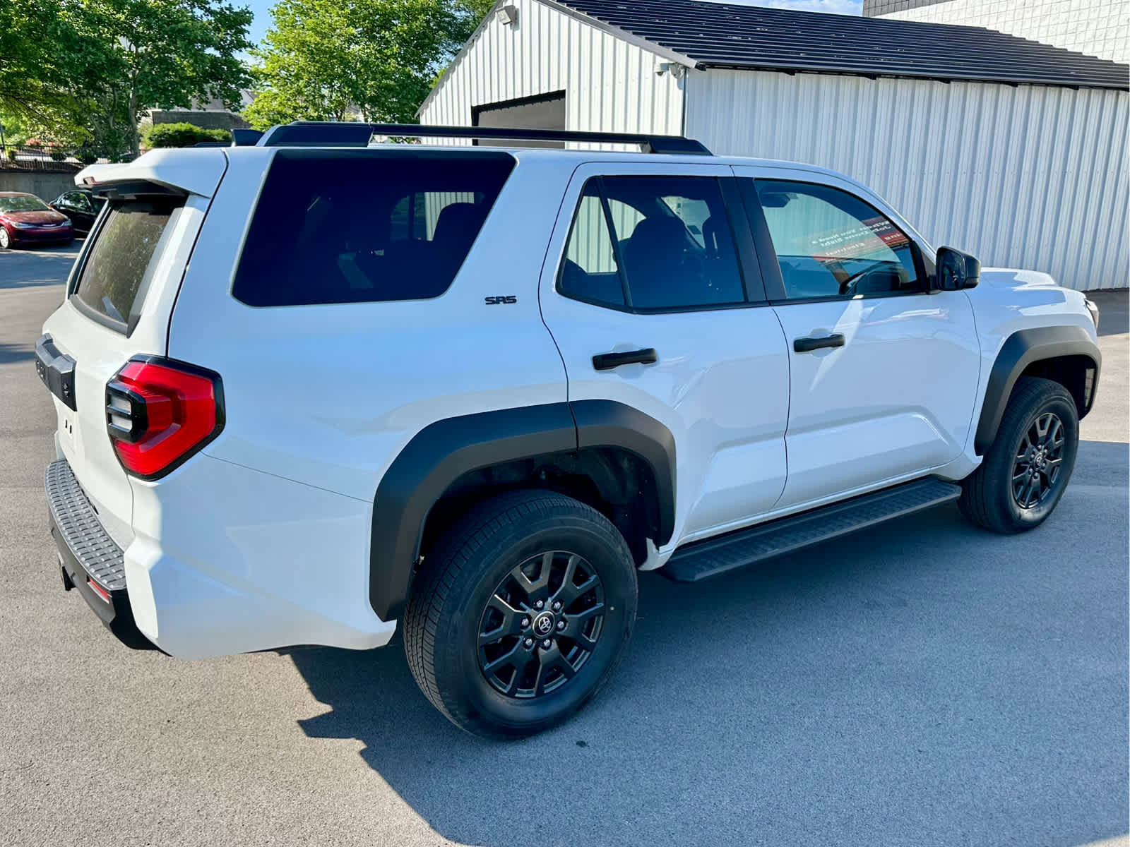 Used 2025 Toyota 4Runner SR5 AWD/4WD image 5