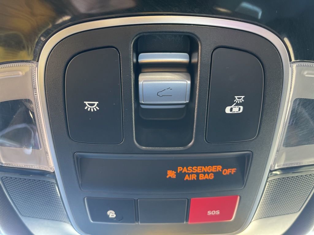 Used 2024 Hyundai Santa Cruz Limited image 32