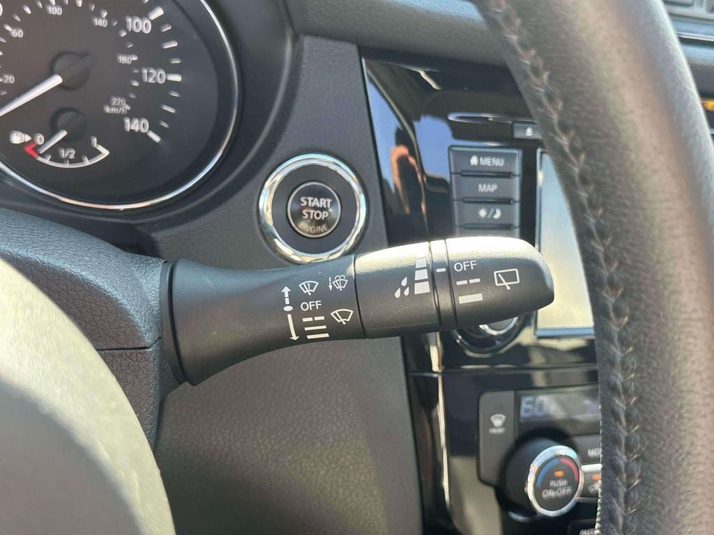 Used 2019 Nissan Rogue SL w/ Premium Package AWD/4WD image 25