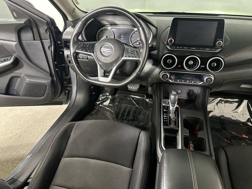 Used 2021 Nissan Sentra SR w/ Lighting Package FWD image 18
