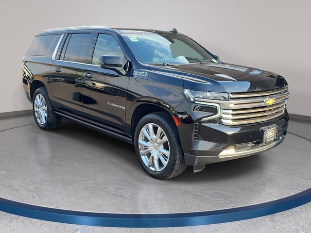 Used 2023 Chevrolet Suburban High Country w/ Premium Package 2 AWD/4WD image 4