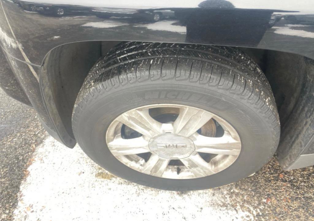 Used 2014 GMC Terrain SLE image 24