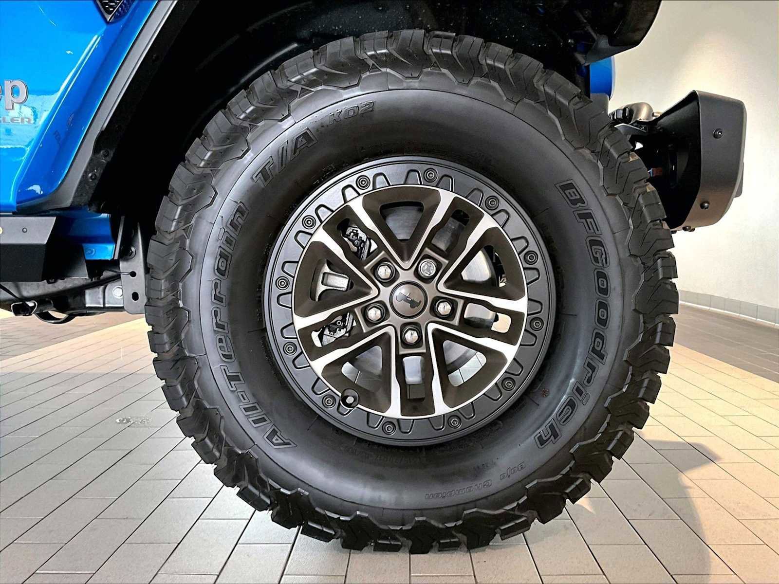 Used 2024 Jeep Wrangler Rubicon 392 image 14