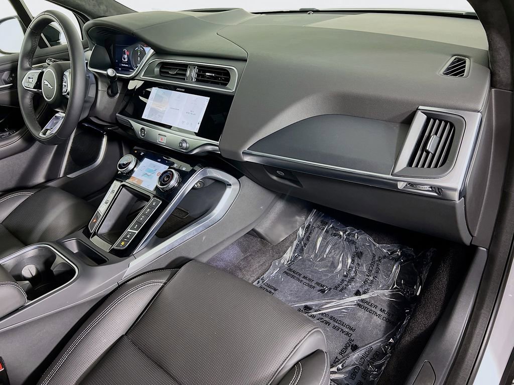 Used 2024 Jaguar I-PACE R-Dynamic HSE AWD/4WD image 31