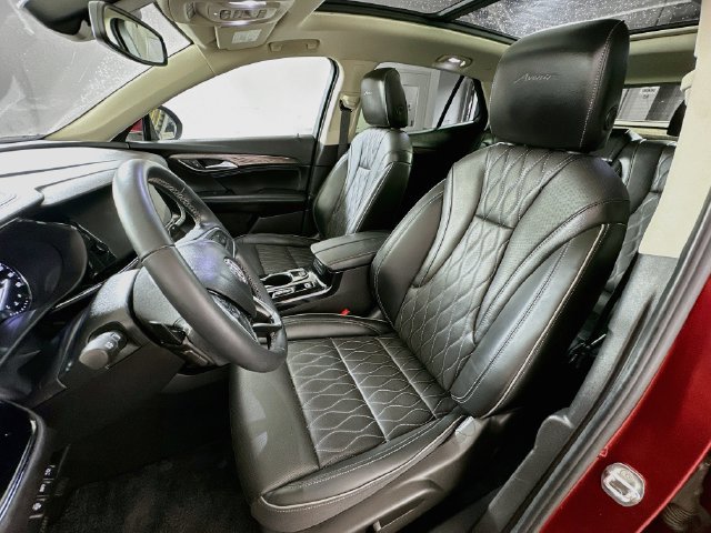 Used 2022 Buick Envision Avenir w/ Safety Package FWD image 27