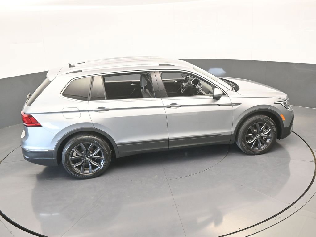 Used 2023 Volkswagen Tiguan SE image 53