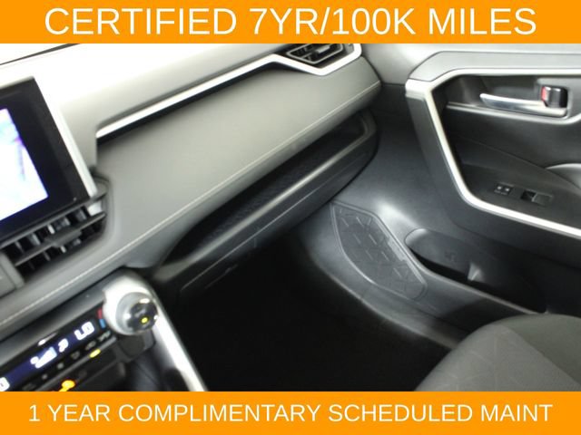 Used 2025 Toyota RAV4 XLE AWD/4WD image 15