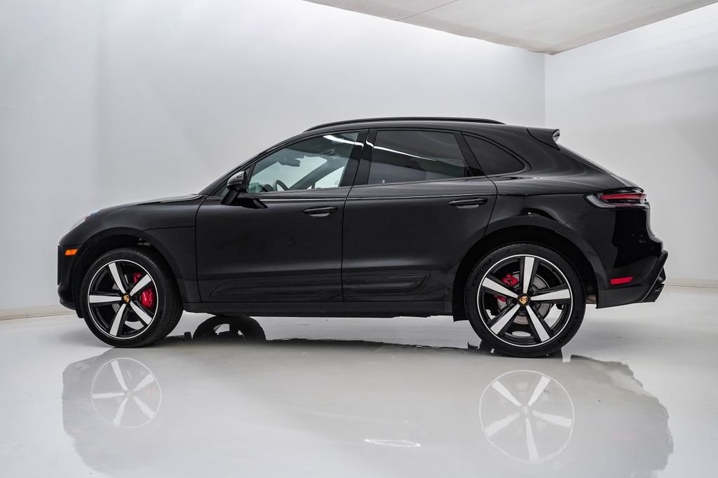 Certified 2026 Porsche Macan S AWD/4WD image 2