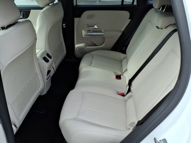 New 2026 Mercedes-Benz GLA 250 4MATIC image 18