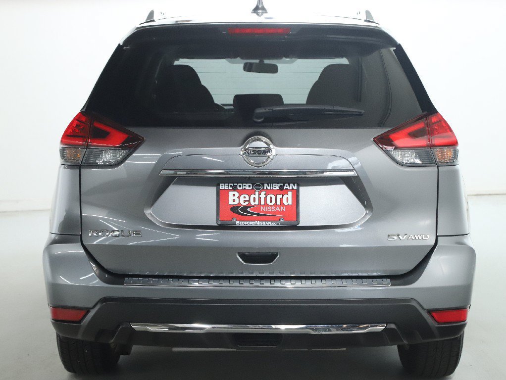 Used 2017 Nissan Rogue SV w/ Sun & Sound Touring Package AWD/4WD image 44