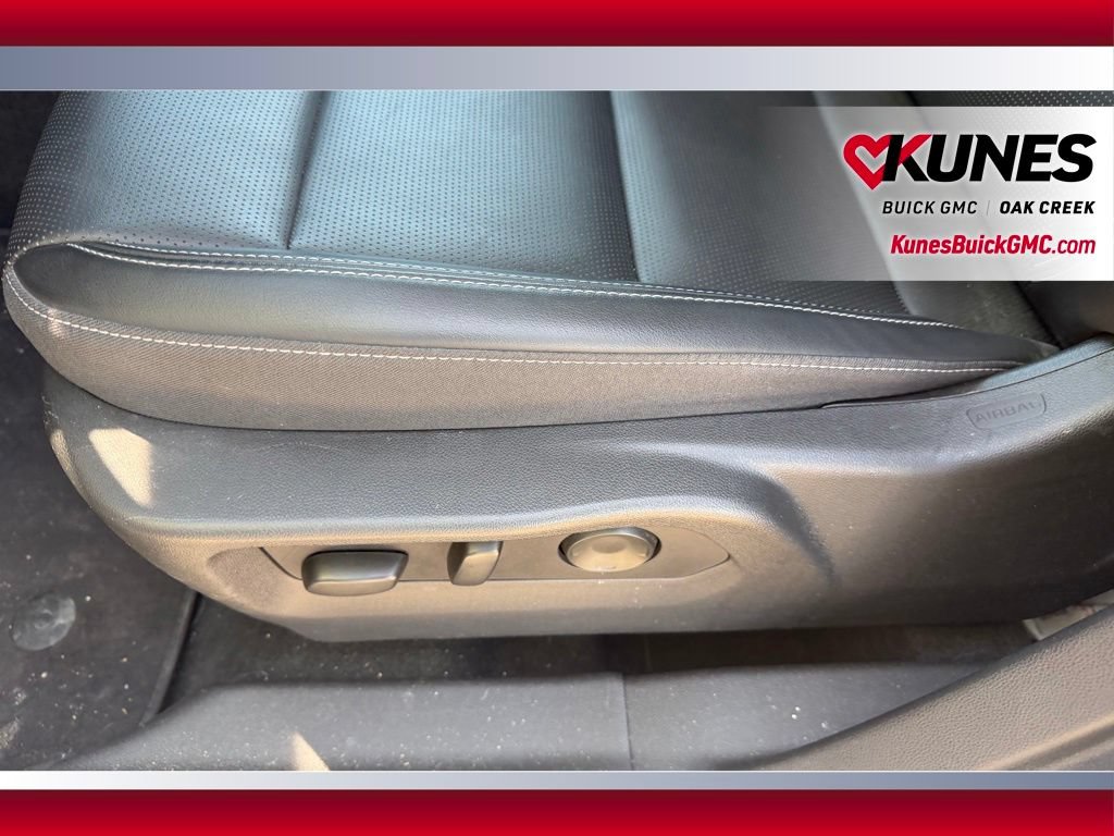 Used 2024 Buick Envision Preferred AWD/4WD image 14