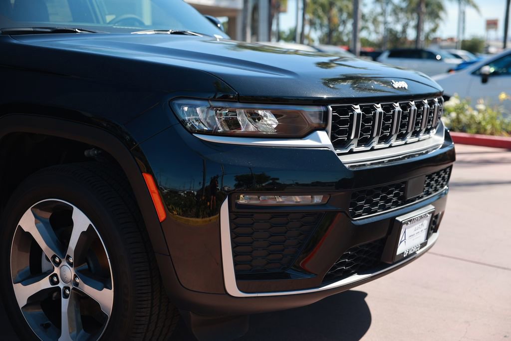 New 2026 Jeep Grand Cherokee Limited image 7