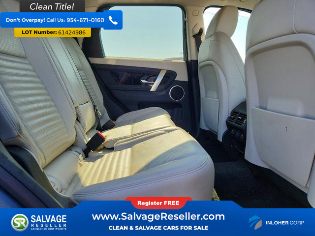 Used 2020 Land Rover Discovery Sport AWD/4WD image 15