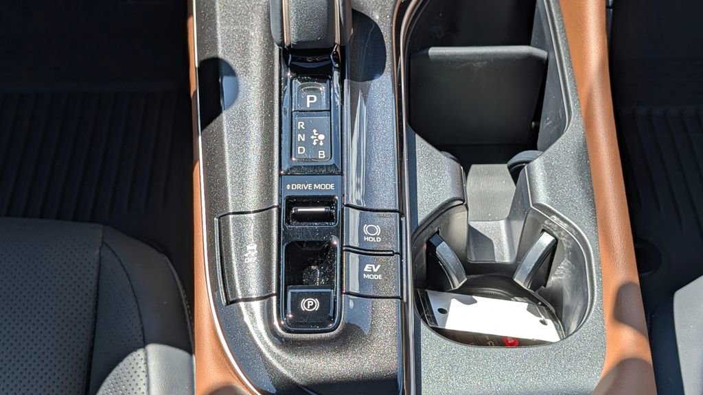 Used 2026 Toyota Crown w/ Advanced Technology Package AWD/4WD image 28