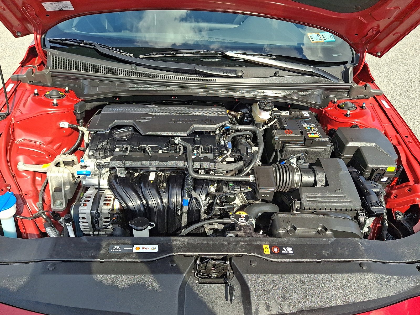 Certified 2025 Hyundai Elantra Sport FWD image 29