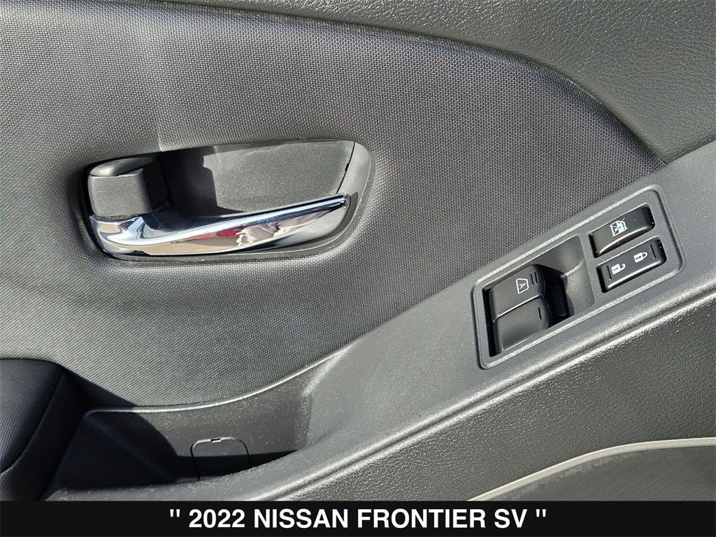 Used 2022 Nissan Frontier SV w/ Technology Package image 15