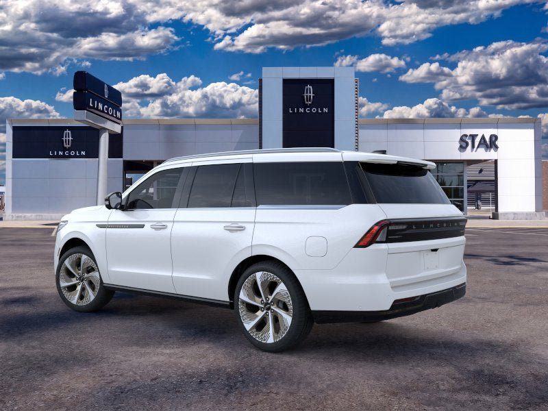 New 2026 Lincoln Navigator Black Label AWD/4WD image 4