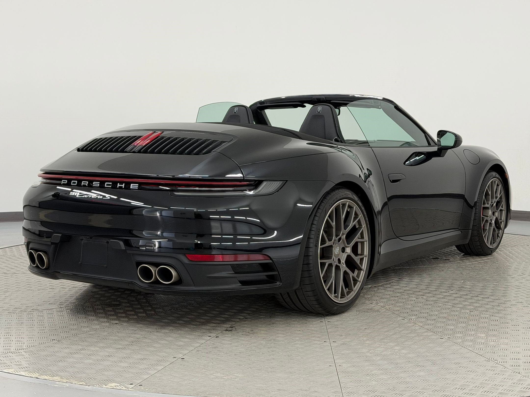Certified 2023 Porsche 911 Carrera S RWD image 9