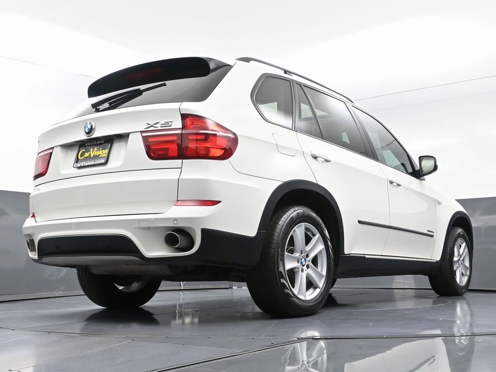 Used 2012 BMW X5 xDrive35d image 56