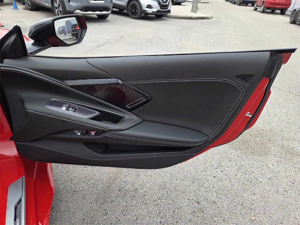 Used 2026 Chevrolet Corvette E-Ray w/ Stealth Interior Trim Package image 18