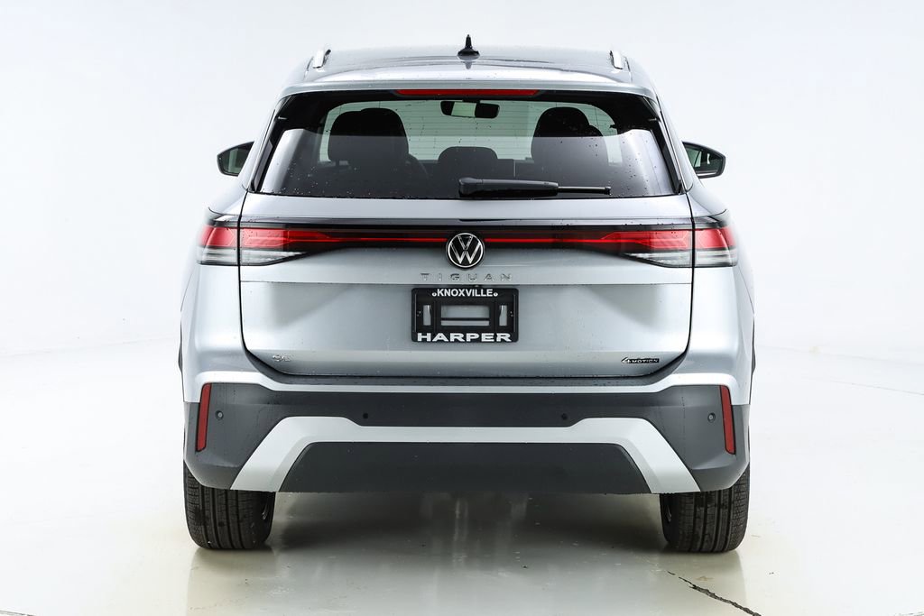 New 2026 Volkswagen Tiguan SE image 8