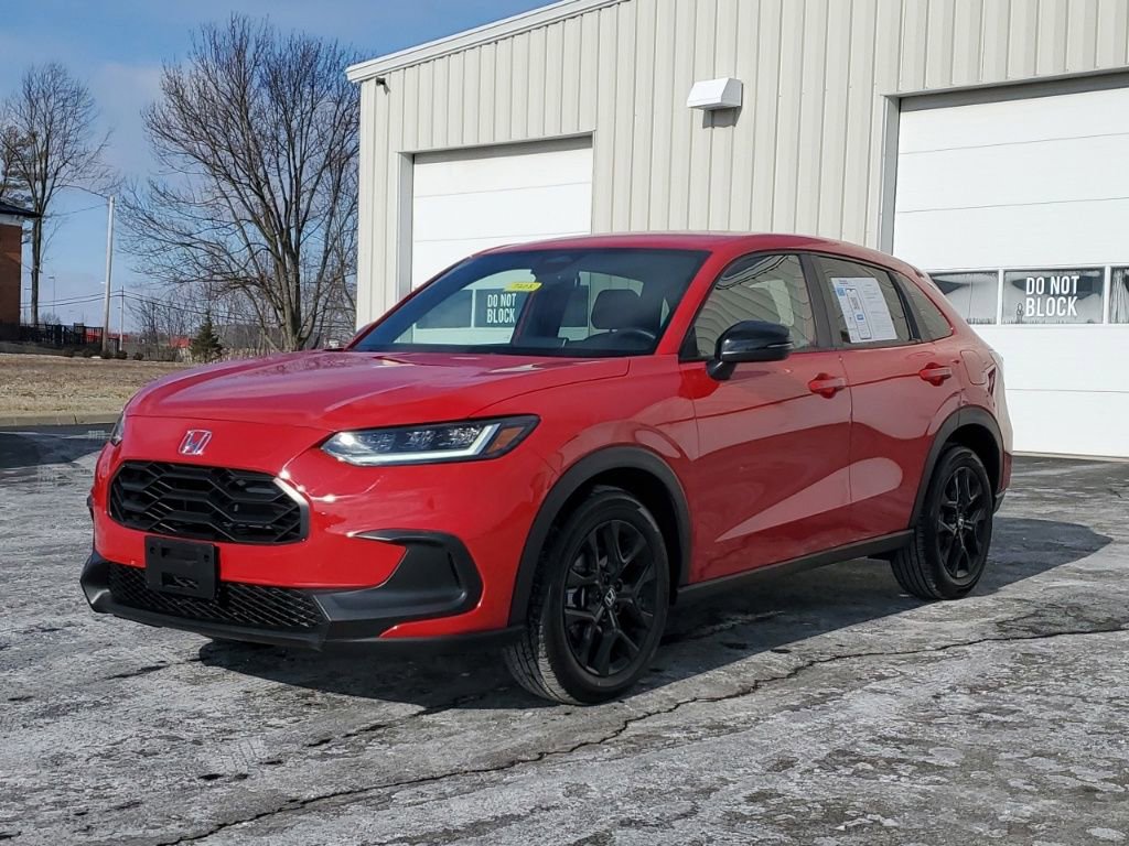Used 2024 Honda HR-V Sport image 3