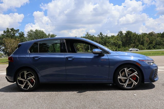 New 2025 Volkswagen GTI SE image 9