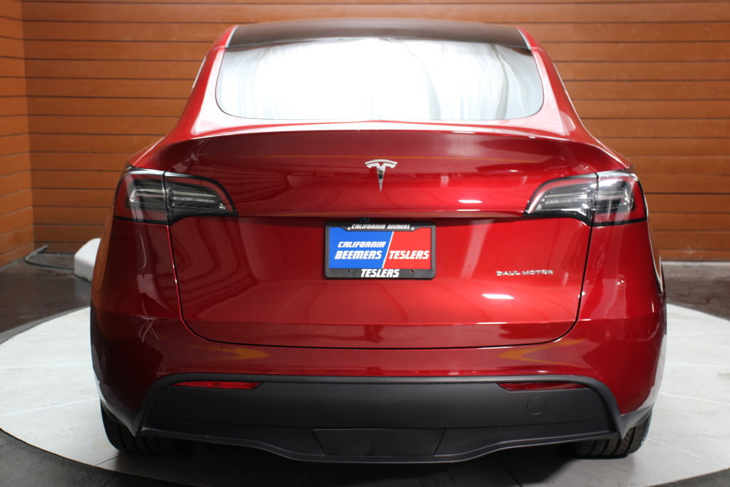 Used 2024 Tesla Model Y Long Range AWD/4WD image 21